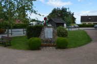 Bourg-Saint-Léonard liberation memorial