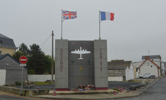 Memorial to French Bomber Crews