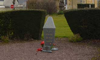 No. 3 Commando Memorial, Amfreville