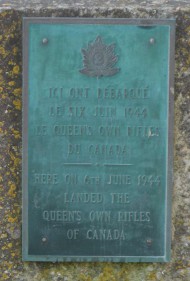 Queen's Own Rifles Memorial Plaque, Bernières-sur-Mer