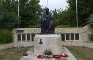 The Green Howards Memorial Crepon, Stanley Horris